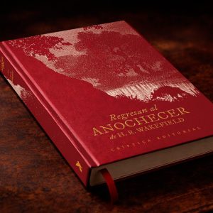 Regresan al anochecer (Colección Roja Incorporada nº4)