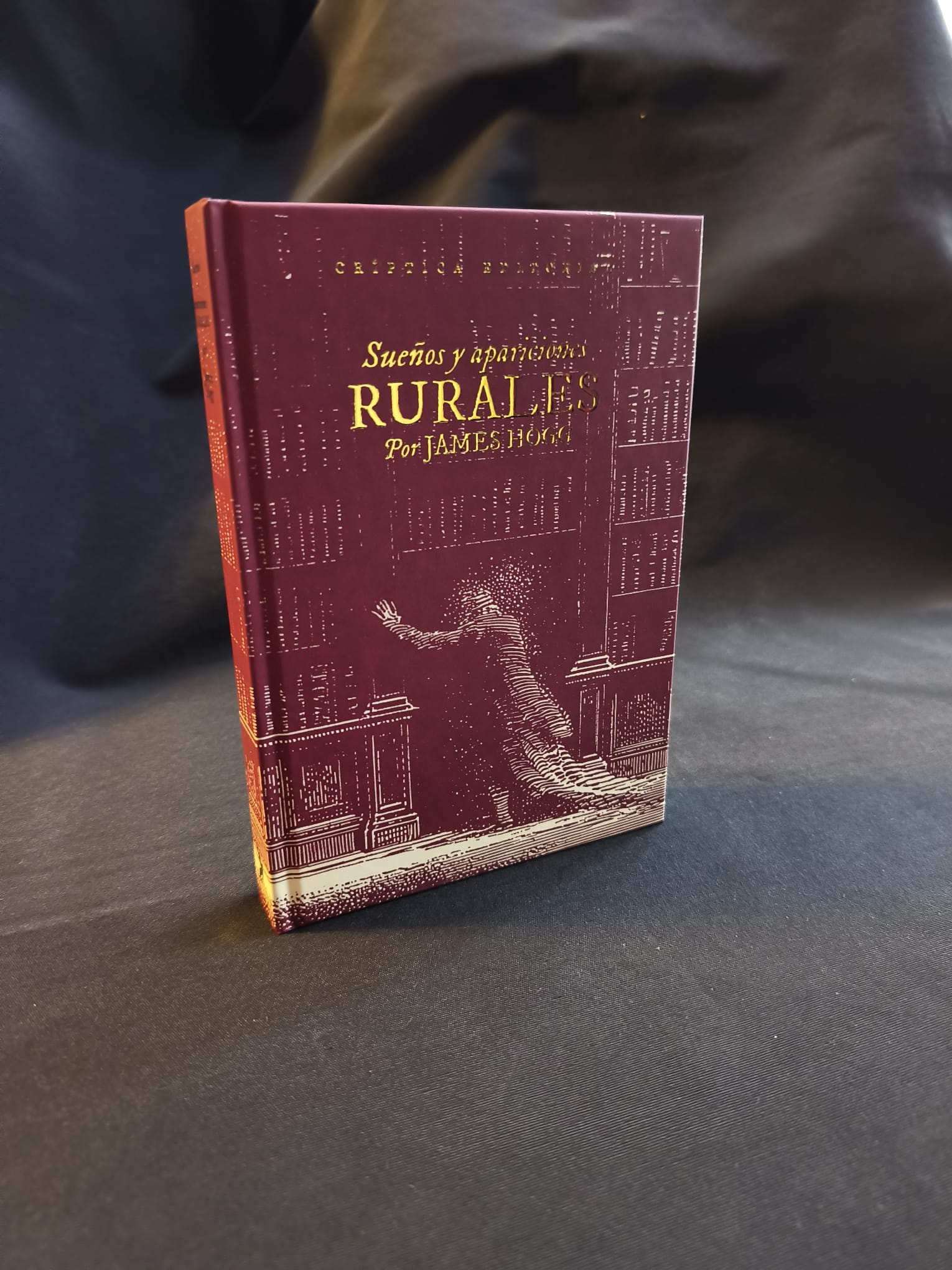 Sueños y apariciones rurales entre otros volúmenes de Colección Roja